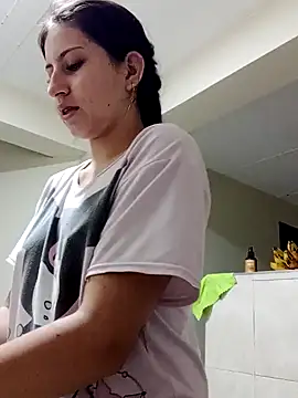 Snapshot of Salomecam30 chatting on January 21, 2025, 2:22 am Salomecam30 online show from January 21, 2025, 2:22 am