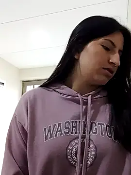 Snapshot of Salomecam30 chatting on February 9, 2025, 10:11 pm Salomecam30 online show from February 9, 2025, 10:11 pm