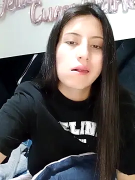 Snapshot of Salomecam30 chatting on February 20, 2025, 4:28 am Salomecam30 online show from February 20, 2025, 4:28 am