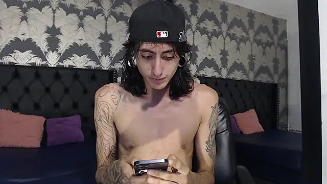 Matthew Dixonn online show from January 16, 2025, 11:59 pm