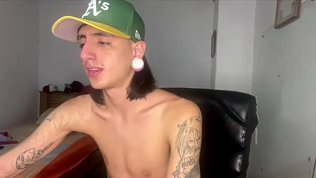 Matthew Dixonn online show from February 22, 2025, 1:55 am