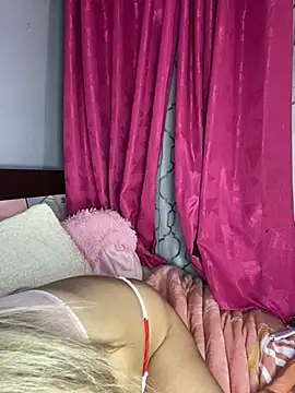 Snapshot of lunaapppp chatting on February 17, 2025, 2:42 am lunaapppp online show from February 17, 2025, 2:42 am