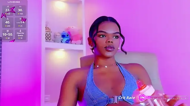 Snapshot of CamiEstrada chatting on November 8, 2025, 8:40 pm CamiEstrada online show from November 8, 2025, 8:40 pm