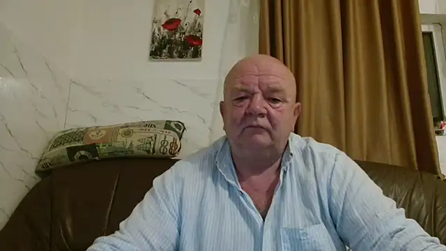 fullballs6 online show from December 15, 2025, 2:05 am