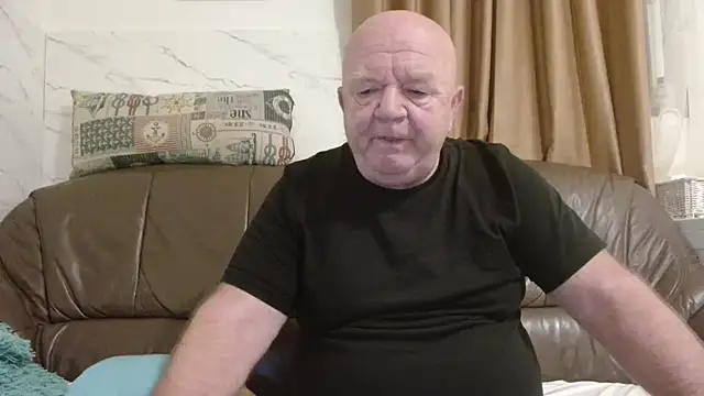 fullballs6 online show from February 6, 2026, 2:38 am