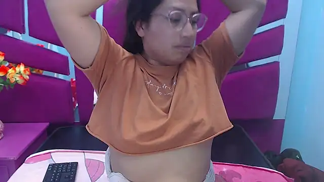 Snapshot of Miaa_Smiith_ chatting on March 7, 2025, 7:38 pm Miaa Smiith online show from March 7, 2025, 7:38 pm