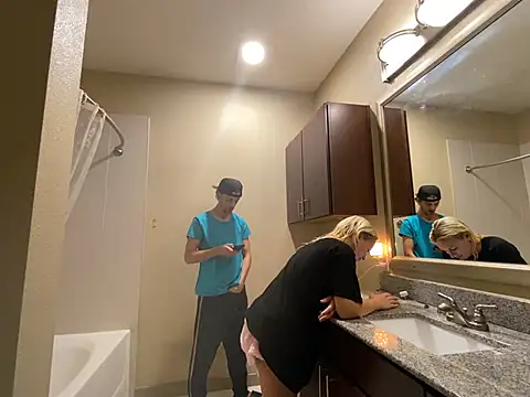 Snapshot of girlfriendmissy chatting on January 5, 2025, 5:51 pm girlfriendmissy online show from January 5, 2025, 5:51 pm