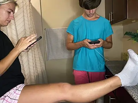 Snapshot of girlfriendmissy chatting on September 17, 2025, 7:26 pm girlfriendmissy online show from September 17, 2025, 7:26 pm