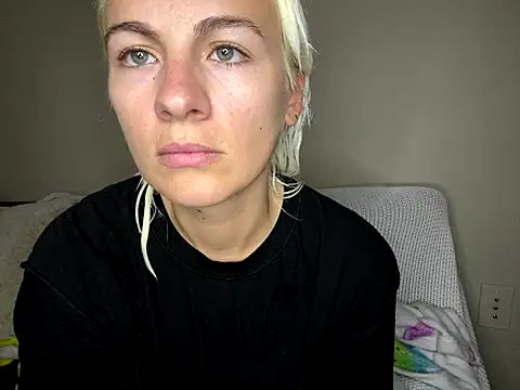 Snapshot of girlfriendmissy chatting on October 3, 2025, 9:01 pm girlfriendmissy online show from October 3, 2025, 9:01 pm