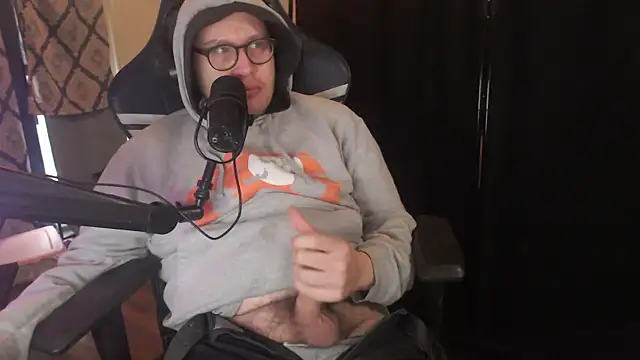 chicostick413 online show from March 6, 2026, 2:02 pm