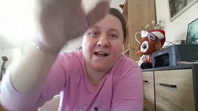 Snapshot of ReifeVenna chatting on January 19, 2026, 9:46 am ReifeVenna online show from January 19, 2026, 9:46 am