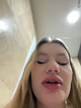 Snapshot of justmila chatting on November 1, 2025, 10:39 am justmila online show from November 1, 2025, 10:39 am