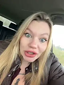 Snapshot of justmila chatting on November 18, 2025, 12:20 pm justmila online show from November 18, 2025, 12:20 pm