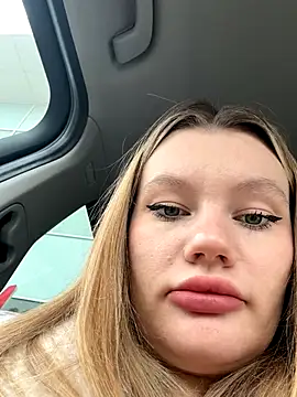 Snapshot of justmila chatting on November 19, 2025, 12:05 pm justmila online show from November 19, 2025, 12:05 pm