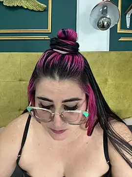 Snapshot of BellaPeers_ chatting on January 11, 2025, 3:20 pm BellaPeers online show from January 11, 2025, 3:20 pm