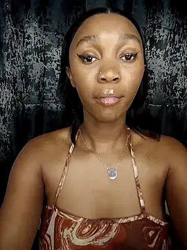 Snapshot of Shria107 chatting on November 8, 2025, 10:41 pm Shria107 online show from November 8, 2025, 10:41 pm