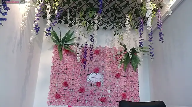 Snapshot of BLONDE_SEXYHOT chatting on January 26, 2025, 12:16 am BLONDE SEXYHOT online show from January 26, 2025, 12:16 am