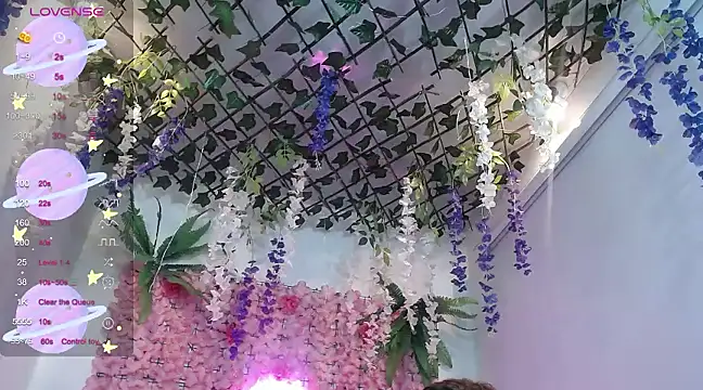 Snapshot of BLONDE_SEXYHOT chatting on March 20, 2025, 4:18 am BLONDE SEXYHOT online show from March 20, 2025, 4:18 am