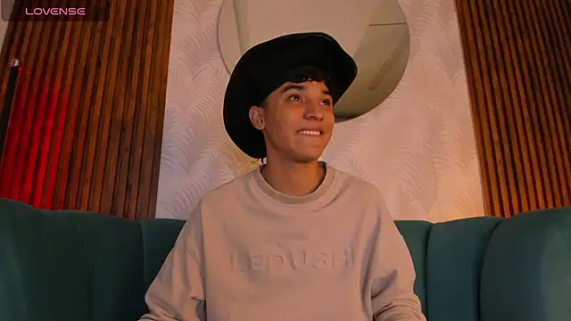 Austin Cardieff online show from January 31, 2025, 6:46 am