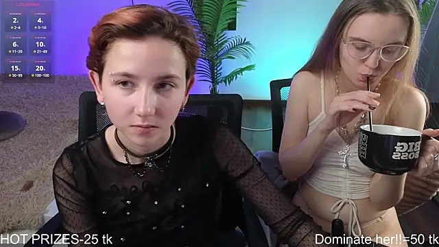 velvetvalkyries online show from December 7, 2024, 8:05 pm