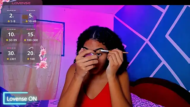 Snapshot of sasha_fox00 chatting on September 23, 2025, 9:12 am sasha fox00 online show from September 23, 2025, 9:12 am