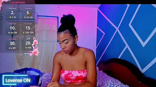 Snapshot of sasha_fox00 chatting on September 26, 2025, 6:28 am sasha fox00 online show from September 26, 2025, 6:28 am