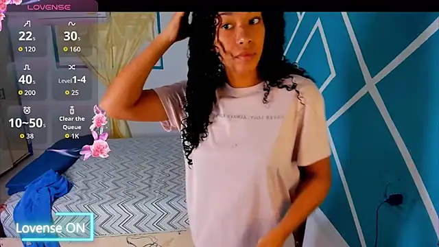 Snapshot of sasha_fox00 chatting on September 27, 2025, 4:28 am sasha fox00 online show from September 27, 2025, 4:28 am