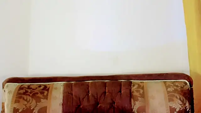 TatiGil online show from October 7, 2025, 11:35 pm