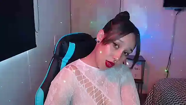 Skarlet Adams28 online show from March 16, 2026, 8:13 pm