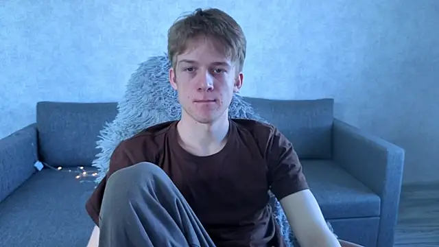 Snapshot of sweetserenity5 chatting on February 20, 2026, 8:49 am sweetserenity5 online show from February 20, 2026, 8:49 am