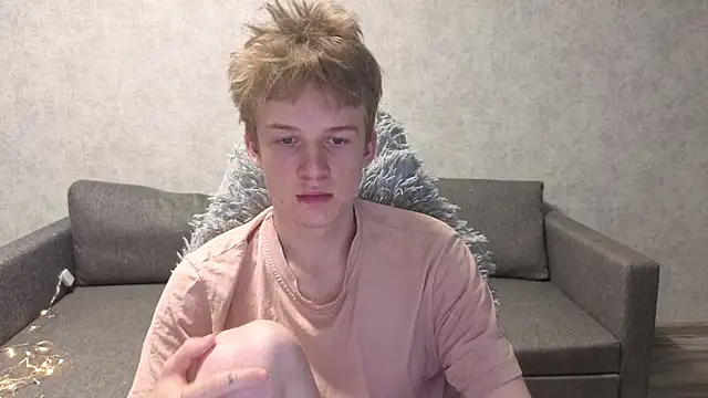 sweetserenity5 online show from April 6, 2026, 1:01 pm