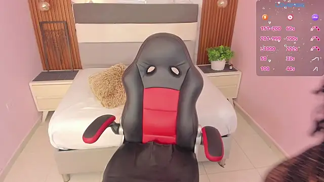 ALICESTARKK online show from September 26, 2025, 6:56 pm