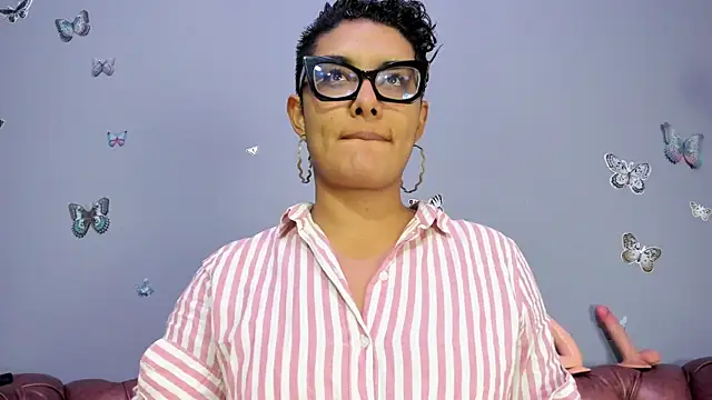 Kaira mosse online show from October 10, 2025, 10:36 am