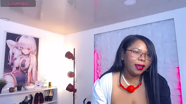 Keilathompson online show from September 16, 2025, 11:22 am