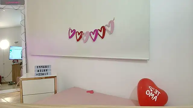 Snapshot of Brendda_tay chatting on February 15, 2025, 3:31 am Brendda tay online show from February 15, 2025, 3:31 am