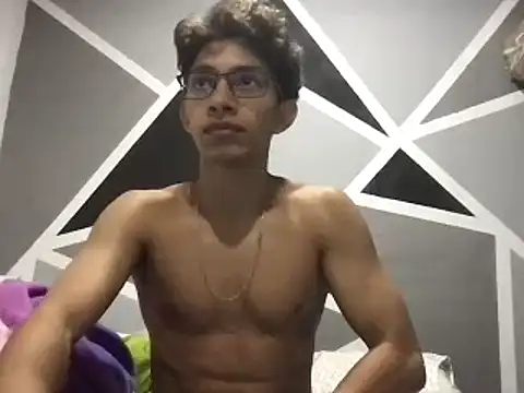ferchitibellako online show from July 7, 2026, 4:48 am