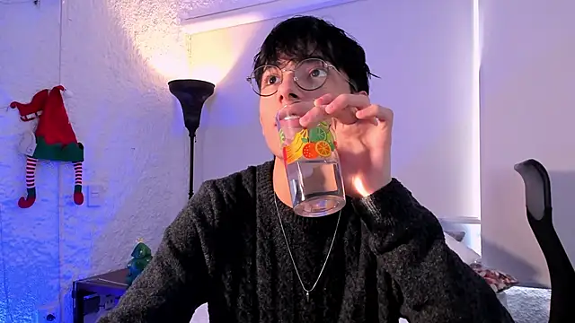 Snapshot of alexandersawyer chatting on December 14, 2024, 12:12 pm alexandersawyer online show from December 14, 2024, 12:12 pm