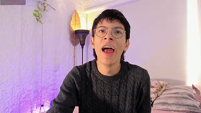 Snapshot of alexandersawyer chatting on January 24, 2025, 12:20 pm alexandersawyer online show from January 24, 2025, 12:20 pm