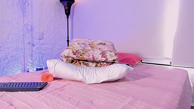 Snapshot of alexandersawyer chatting on February 5, 2025, 11:55 am alexandersawyer online show from February 5, 2025, 11:55 am