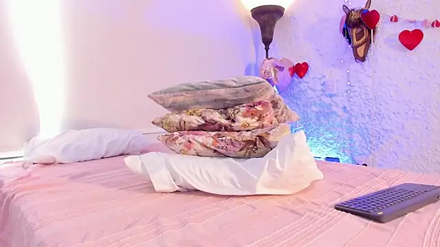 Snapshot of alexandersawyer chatting on February 19, 2025, 2:44 pm alexandersawyer online show from February 19, 2025, 2:44 pm