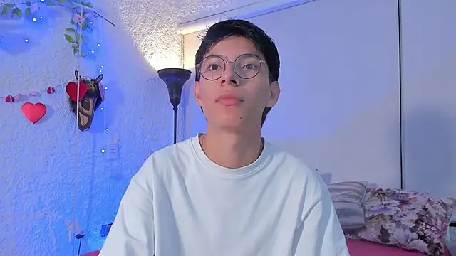 Snapshot of alexandersawyer chatting on February 27, 2025, 3:47 am alexandersawyer online show from February 27, 2025, 3:47 am