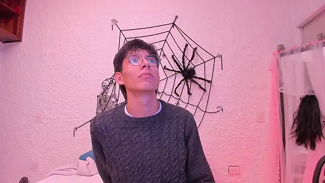 Snapshot of alexandersawyer chatting on October 4, 2025, 4:21 am alexandersawyer online show from October 4, 2025, 4:21 am