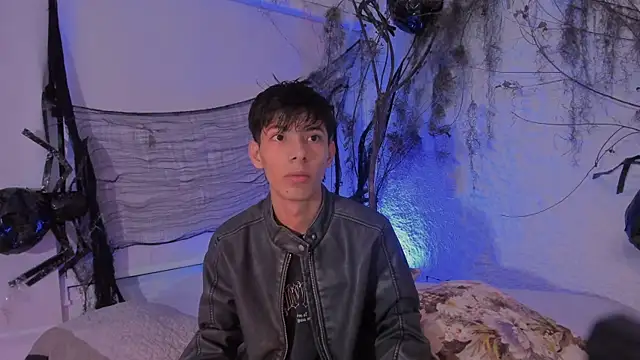 Snapshot of alexandersawyer chatting on November 4, 2025, 4:22 am alexandersawyer online show from November 4, 2025, 4:22 am