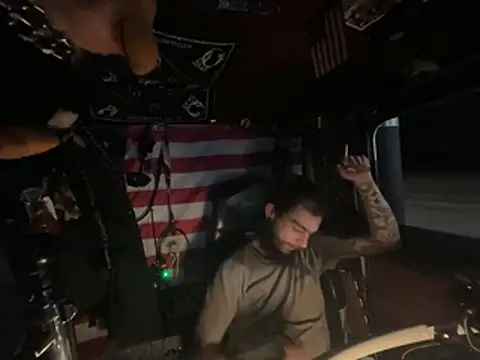 XMeF10 online show from January 11, 2026, 2:27 am