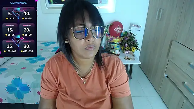 Snapshot of miajoseph_ chatting on February 17, 2025, 7:53 pm miajoseph online show from February 17, 2025, 7:53 pm