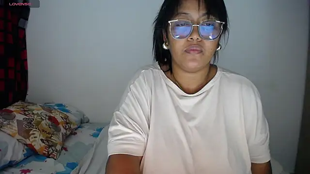 Snapshot of miajoseph_ chatting on November 4, 2025, 4:33 am miajoseph online show from November 4, 2025, 4:33 am