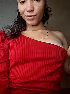 HelenHoltz online show from September 8, 2025, 2:38 pm