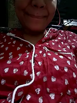 Snapshot of Avantika19 chatting on March 31, 2026, 9:43 am Avantika19 online show from March 31, 2026, 9:43 am