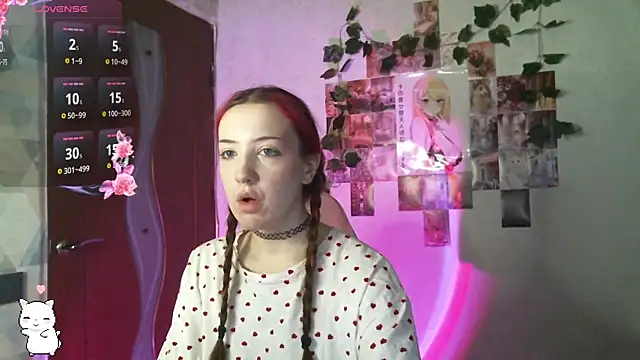 SweetieMollyy online show from February 26, 2025, 2:25 pm