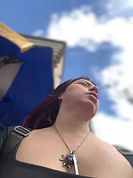 Alicia barbie online show from April 23, 2026, 8:00 pm